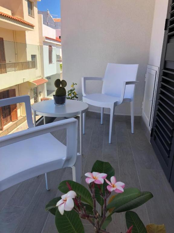 Farau B&B Messina Exteriör bild